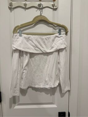 Off-Shoulder Long Sleeve Women's Top - White